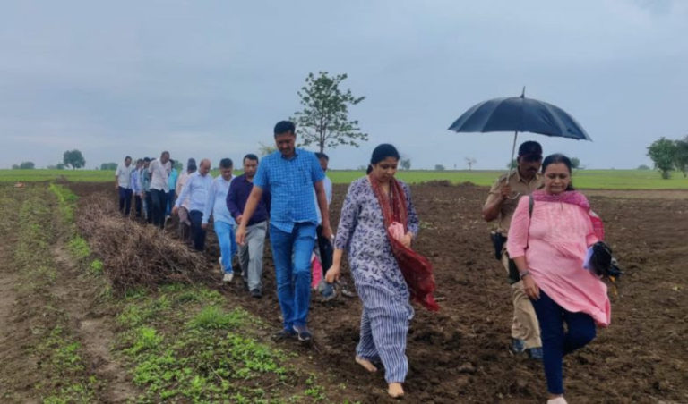 प्रधानमंत्री पीक विमा योजनेचा अधिकाधिक शेतकऱ्यांनी लाभ घ्यावा – विभागीय आयुक्त