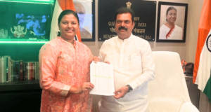 जिल्ह्यातल्या सगळ्या ग्रामपंचायतींच्या आढावा घेण्यासाठी लवकरच स्वतंत्र ‘ग्रामपंचायत भवन’ Grampanchayat Bhavan at Nandrubar