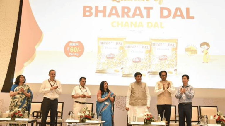 अनुदानित दरातील चणा डाळ विक्रीला केंद्रीय मंत्री पीयूष गोयल यांच्या हस्ते प्रारंभ