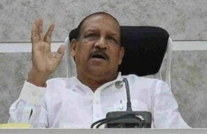 माता व बालमृत्यु रोखण्यासाठी अंगणवाडी सेविकांनी तत्परता दाखवावी-डॉ. विजयकुमार गावित Dr.Vijaykumar Gavit at ZP Nandurbar