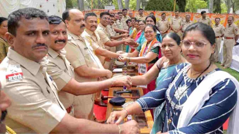 नंदुरबार पोलीस अधीक्षक कार्यालय आवारात अनोखे रक्षाबंधन..!!