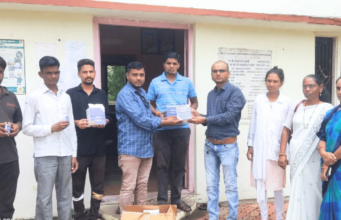 ग्राम पंचायत तळवेतर्फे आरोग्य उपकेंद्राला आय ड्रॉप वाटप Taloda News