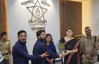 एव्हरेस्ट बेस कॅम्प पार करणाऱ्या ‘वॉकिंग वॉरियर्स’चा नंदुरबार दौरा — जिल्हाधिकाऱ्यांसह मान्यवरांशी शिष्टाचार भेट