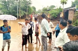 अतिवृष्टीच्या संकटात तात्काळ मदतीचा हात – वाण्याविहीर गावात जिल्हा प्रशासनाची तत्पर कारवाई