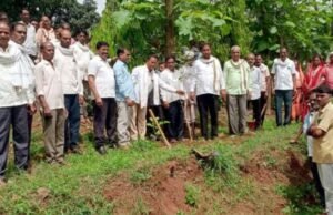 “एक झाड वनहक्कासाठी” उपक्रमाच्या माध्यमातून सामूहिक वन हक्क क्षेत्रात पर्यावरण दिनाचे भव्य आयोजन!