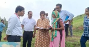 मा. जिल्हाधिकारी डॉ. मित्ताली सेठी यांची नर्मदा काठीच्या अतिदुर्गम गावांना भेट