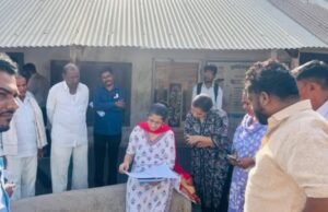 डॉ.मित्ताली सेठी, जिल्हाधिकारी व श्री. अनय नावंदर, सहा. जिल्हाधिकारी तथा उपविभागीय अधिकारी तळोदा यांनी मालदा ता. तळोदा येथे ग्रामपंचायत येथे भेट दिली व ग्रामस्थांशी थेट संवाद साधला