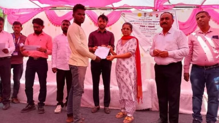 “शासन आपल्या दारी” उपक्रमांतर्गत
