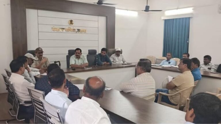 शहाद्यात महाराष्ट्र औद्योगिक विकास महामंडळ (MIDC) संदर्भात महत्त्वपूर्ण बैठक