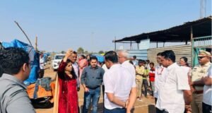 जाणीवेचा एक कवडसा, देतो ऊसतोड मजुरांच्या संघर्षाला दिलासा…