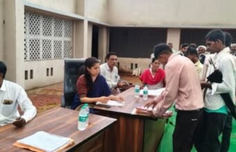 अक्कलकुवा येथे जिल्हास्तरीय वनहक्क समितीची सुनावणी…..