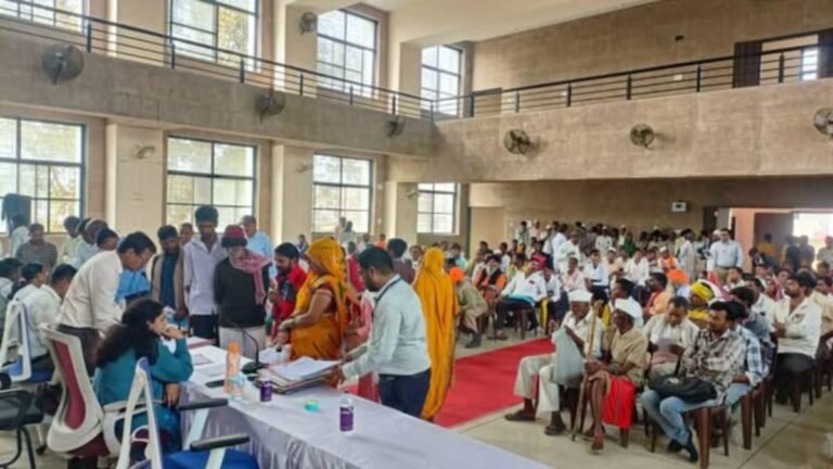 एक कवडसा वनहक्कांसाठी …!
