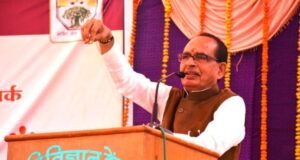 स्वावलंबी आणि गरीबीमुक्त गावांसाठी सर्वांचा पुढाकार आवश्यक;