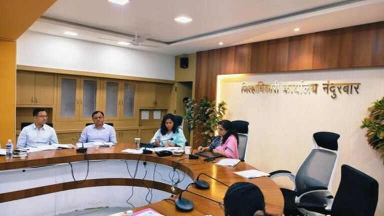 नंदुरबारमध्ये रस्ता सुरक्षा आढावा बैठक
