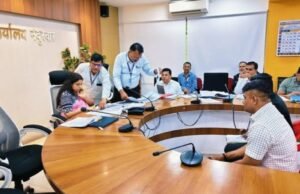 नगरपालिकांच्या प्रभाग रचनेवरील हरकतींची जिल्हाधिकाऱ्यांकडून सुनावणी