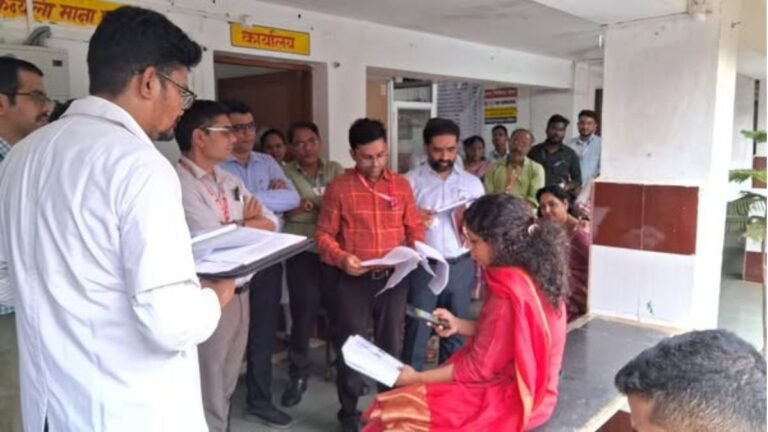 आदिवासी आरोग्य सेवेचा आढावा घेण्यासाठी राज्य समितीचा दौरा – मा. डॉ. मित्ताली सेठी यांचं मार्गदर्शन