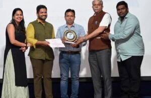 जिल्हाधिकारी कार्यालयातील उपजिल्हाधिकारी नवापूर विधानसभा मतदार संघासाठी निवडणूक निर्णय अधिकारी असलेल्या महेश चौधरी यांना हार्दिक अभिनंदन!