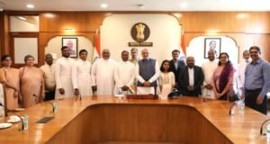 राज्यपाल सी. पी. राधाकृष्णन यांच्या प्रमुख उपस्थितीत राजभवन, मुंबई येथे नाताळ निमित्त स्नेहमिलन संपन्न झाले.