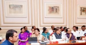 सौर ग्राम’मुळे राज्यभरात शेतकऱ्यांना दिवसा वीज उपलब्ध होणार असून भविष्यात या हरित ऊर्जेच्या माध्यमातून महाराष्ट्रातील शेतकरी दुसरी हरित क्रांती घडवतील