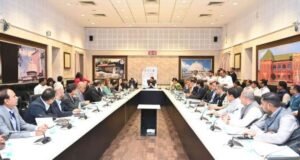 राज्याच्या सर्वांगीण, सर्वसमावेशक आणि गतिमान विकासासाठी ‘महाराष्ट्र इन्स्टिट्यूट फॉर ट्रान्सफॉरमेशन’च्या (MITRA ‘मित्रा’) माध्यमातून आरोग्य, ग्रामीण रस्ते वाहतूक, कौशल्य विकास आणि बांबू प्रकल्प या क्षेत्रांवर भर देण्यात आला आहे.