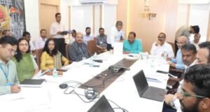 इतर मागासवर्ग विद्यार्थ्यांच्या वसतिगृहांसाठी जागा घ्या- मंत्री चंद्रशेखर बावनकुळे