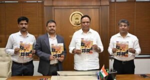 ‘आपले मंत्रालय’ मासिकाचा छत्रपती शिवाजी महाराज विशेषांक माहिती तंत्रज्ञान व सांस्कृतिक कार्यमंत्री ॲड.