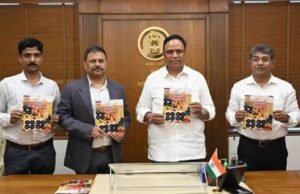 ‘आपले मंत्रालय’ मासिकाचा छत्रपती शिवाजी महाराज विशेषांक माहिती तंत्रज्ञान व सांस्कृतिक कार्यमंत्री ॲड.