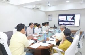 राज्यातील सर्व शासकीय रुग्णालयांमध्ये रुग्णांना उत्तम दर्जाचा पौष्टिक आहार पुरवला गेला पाहिजे.