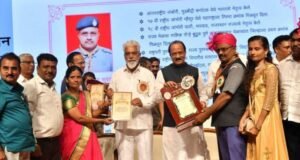 उपमुख्यमंत्री अजित पवार यांच्या हस्ते क्रांतीज्योती सावित्रीमाई फुले राज्य शिक्षक गौरव पुरस्कार वितरित करण्यात आले.