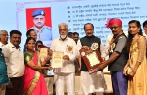 उपमुख्यमंत्री अजित पवार यांच्या हस्ते क्रांतीज्योती सावित्रीमाई फुले राज्य शिक्षक गौरव पुरस्कार वितरित करण्यात आले.