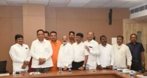 लोकनाट्य/ तमाशा हे नाव संगीतबारी कला केंद्रासाठी न वापरण्याचे बंधन असावे, या तमाशा कलावंत संघटनेच्या मागणीचा प्रस्ताव यापूर्वी स्थापित झालेल्या समितीकडे पाठविण्यात यावा.