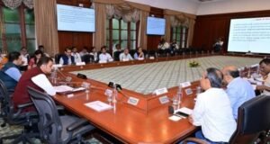 राज्यातील माहिती तंत्रज्ञान विभागाचे सक्षमीकरण करून डिजिटल महाराष्ट्राची संकल्पना प्रत्यक्षात आणण्याचा शासनाचा निर्धार आहे.