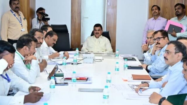 The government is always positive in providing various facilities to agricultural officers to make their work more dynamic.