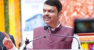 मराठवाड्याची सर्वांगीण प्रगती करण्यासाठी उद्योग आणि त्यातून रोजगार निर्मिती, कृषि, पायाभूत सुविधा विकास अशा सर्व क्षेत्रात अथकपणे काम करू, अशी ग्वाही मुख्यमंत्री देवेंद्र फडणवीस यांनी मराठवाडा मुक्तीसंग्राम दिन कार्यक्रमात दिली.