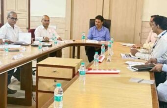 सार्वजनिक आरोग्य व कुटुंब कल्याण मंत्री प्रकाश आबिटकर यांनी महाराष्ट्र राज्य एड्स नियंत्रण संस्थेच्या (#MSACS) कार्याचा सविस्तर आढावा घेतला.