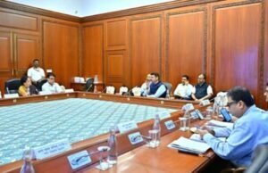 नाशिक आणि परिसरातील आगामी कुंभमेळ्याच्या पार्श्वभूमीवर शिर्डी विमानतळाचे उर्वरित काम नियोजित वेळेत पूर्ण करावे.