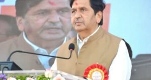 कौशल्य विभागाच्या सर्व संस्थांमध्ये संशोधनात्मक काम आणि सल्लागाराची भूमिका यासाठी केवळ स्वदेशी कंपन्यांना प्राधान्य देण्यात येणार असल्याचे कौशल्य, उद्योजकता, रोजगार व नाविन्यता मंत्री मंगलप्रभात लोढा यांनी सांगितले.