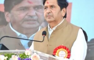 कौशल्य विभागाच्या सर्व संस्थांमध्ये संशोधनात्मक काम आणि सल्लागाराची भूमिका यासाठी केवळ स्वदेशी कंपन्यांना प्राधान्य देण्यात येणार असल्याचे कौशल्य, उद्योजकता, रोजगार व नाविन्यता मंत्री मंगलप्रभात लोढा यांनी सांगितले.