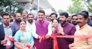 सिंहगड रस्त्यावर उभारण्यात आलेला राजाराम पुलापासून ते फन टाईम थिएटरपर्यंतचा उड्डाणपूल नागरिकांच्या सेवेत दाखल झाला. मुख्यमंत्री देवेंद्र फडणवीस यांच्या हस्ते दुसरा टप्पा वाहतुकीसाठी खुला करण्यात आला.