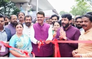 सिंहगड रस्त्यावर उभारण्यात आलेला राजाराम पुलापासून ते फन टाईम थिएटरपर्यंतचा उड्डाणपूल नागरिकांच्या सेवेत दाखल झाला. मुख्यमंत्री देवेंद्र फडणवीस यांच्या हस्ते दुसरा टप्पा वाहतुकीसाठी खुला करण्यात आला.