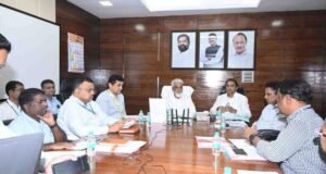 विद्यार्थ्यांना बालवयापासूनच मूल्य शिक्षण, स्वावलंबन, शिस्त, संस्कारांच्या माध्यमातून उत्तम भावी नागरिक घडविण्यात स्काऊट, गाईडची भूमिका महत्त्वपूर्ण आहे.