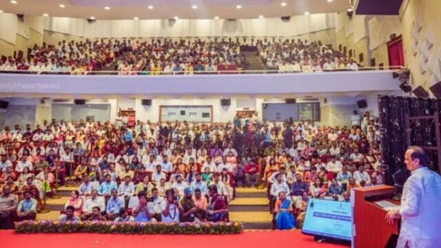 Today is a historic day in the history of Maharashtra. The government has cleared about 80 percent of the pending cases on compassionate grounds and has laid special emphasis on transparency and speed in the recruitment process.