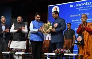 डॉ.आंबेडकर महाविद्यालयाने वंचित समाजाला शिक्षणाचे दार उघडे करून दिली व त्यांच्या जीवनात परिवर्तन घडविले : मुख्यमंत्री देवेंद्र फडणवीस