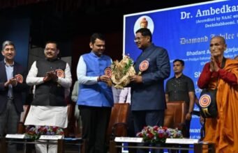 डॉ.आंबेडकर महाविद्यालयाने वंचित समाजाला शिक्षणाचे दार उघडे करून दिली व त्यांच्या जीवनात परिवर्तन घडविले : मुख्यमंत्री देवेंद्र फडणवीस