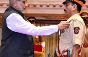 राज्यातील १०६ पोलीस अधिकारी व पोलीस अंमलदारांना राज्यपाल सी. पी राधाकृष्णन यांच्या हस्ते पोलीस शौर्य पदक समारंभपूर्वक प्रदान