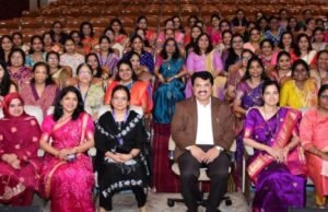 सन्मान सौदामिनींचा; महावितरणमधील महिला ‘आदिशक्ती’चे रूप महावितरणच्या मुख्यालयात महिला अधिकारी व कर्मचाऱ्यांचा सन्मान