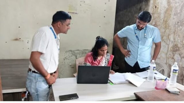 Sub-Divisional Officer Anjali Sharma visits Talathi offices – Review of work and necessary instructions