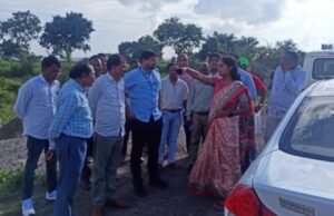उपविभागीय अधिकारी मा. अंजली शर्मा यांची चिंचपाडा (ता. नवापूर) रेल्वेगेट परिसराला भेट