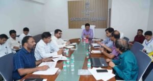 नंदुरबार जिल्ह्यातील सिकलसेल, थॅलेसेमिया, ॲनेमिया व लहान बालकांमधील कुपोषण कमी करण्यासाठी जिल्हाभर प्रभावीपणे तपासणी