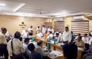 नंदुरबार जिल्ह्यात जलजीवन मिशन, सिंचन आणि विद्युतीकरणासाठी गती! – पालकमंत्री ॲड. माणिकराव कोकाटे यांची आढावा बैठक